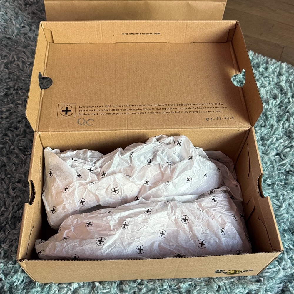 Dr. Martens Elphie II Ballet Flats (NIB) - Picture 11 of 16